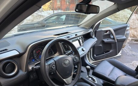 Toyota RAV4, 2013 год, 2 100 000 рублей, 10 фотография