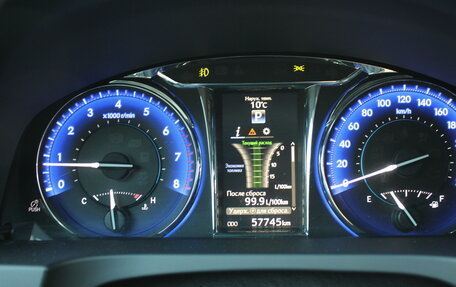 Toyota Camry, 2016 год, 2 300 000 рублей, 11 фотография