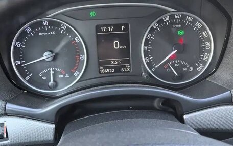 Skoda Octavia, 2010 год, 750 000 рублей, 2 фотография