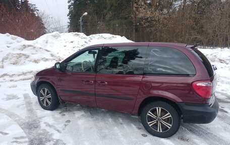 Chrysler Voyager IV, 2003 год, 370 000 рублей, 3 фотография