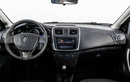 Renault Logan II, 2016 год, 699 000 рублей, 10 фотография