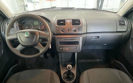 Skoda Fabia II, 2012 год, 450 000 рублей, 15 фотография