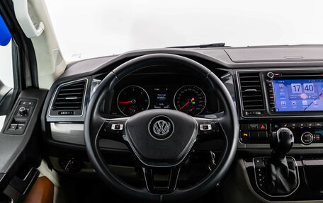 Volkswagen Multivan T6 рестайлинг, 2015 год, 2 899 000 рублей, 13 фотография