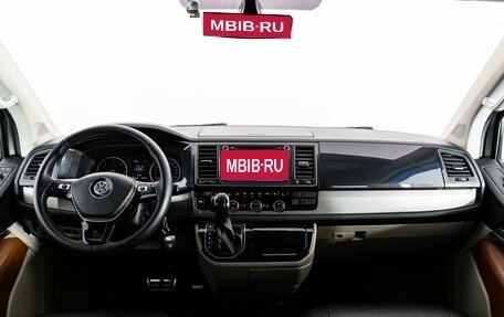 Volkswagen Multivan T6 рестайлинг, 2015 год, 2 899 000 рублей, 12 фотография