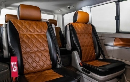 Volkswagen Multivan T6 рестайлинг, 2015 год, 2 899 000 рублей, 23 фотография