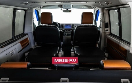 Volkswagen Multivan T6 рестайлинг, 2015 год, 2 899 000 рублей, 30 фотография