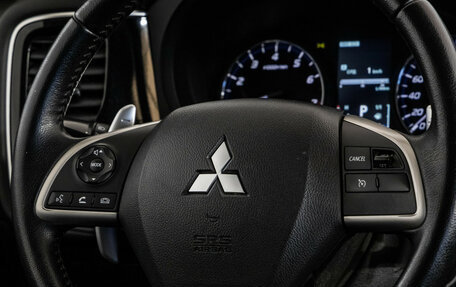 Mitsubishi Outlander III рестайлинг 3, 2012 год, 1 199 000 рублей, 11 фотография