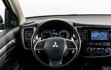 Mitsubishi Outlander III рестайлинг 3, 2012 год, 1 199 000 рублей, 12 фотография