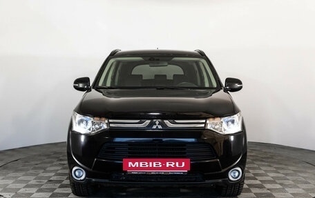 Mitsubishi Outlander III рестайлинг 3, 2012 год, 1 199 000 рублей, 2 фотография