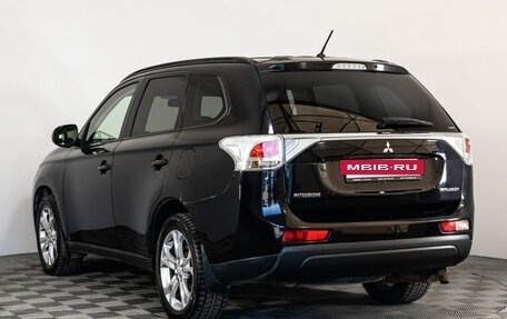 Mitsubishi Outlander III рестайлинг 3, 2012 год, 1 199 000 рублей, 7 фотография