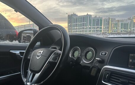 Volvo S60 III, 2010 год, 850 000 рублей, 4 фотография