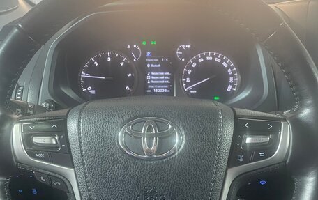 Toyota Land Cruiser Prado 150 рестайлинг 2, 2018 год, 5 000 000 рублей, 5 фотография