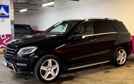 Mercedes-Benz M-Класс, 2013 год, 2 450 000 рублей, 2 фотография