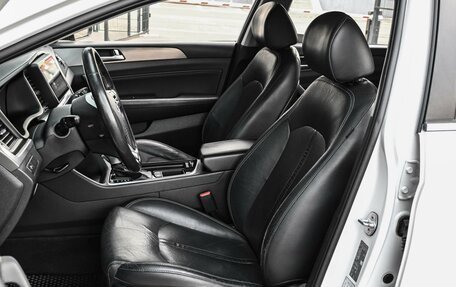 Hyundai Sonata VII, 2018 год, 1 999 000 рублей, 9 фотография