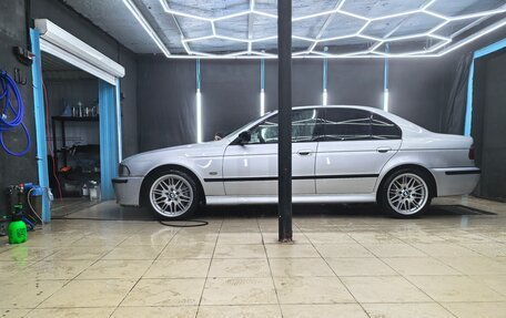 BMW 5 серия, 2002 год, 1 400 000 рублей, 2 фотография