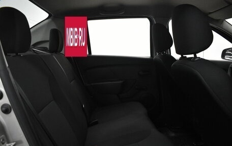 Renault Logan II, 2016 год, 645 000 рублей, 10 фотография