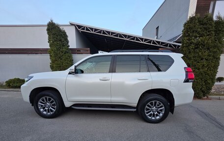 Toyota Land Cruiser Prado 150 рестайлинг 2, 2018 год, 5 210 000 рублей, 3 фотография
