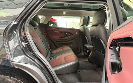 Land Rover Range Rover Evoque II, 2025 год, 6 890 000 рублей, 35 фотография