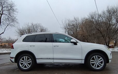 Volkswagen Touareg III, 2016 год, 3 180 000 рублей, 4 фотография