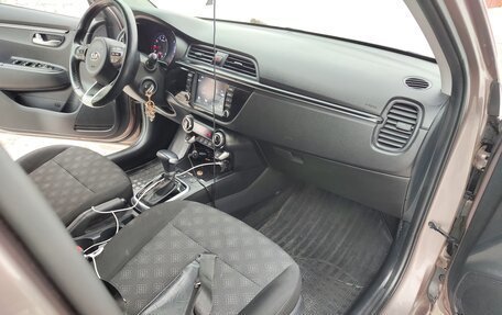 KIA Rio IV, 2018 год, 1 260 000 рублей, 12 фотография