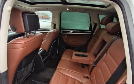 Volkswagen Touareg III, 2016 год, 3 180 000 рублей, 10 фотография