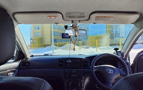 Toyota Corolla, 2004 год, 695 000 рублей, 18 фотография