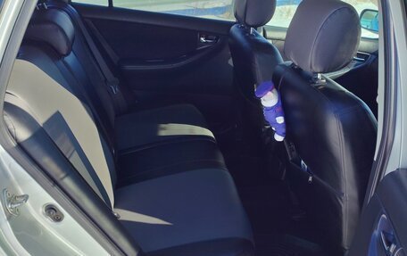 Toyota Corolla, 2004 год, 695 000 рублей, 20 фотография