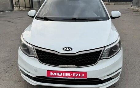 KIA Rio III рестайлинг, 2017 год, 670 000 рублей, 1 фотография