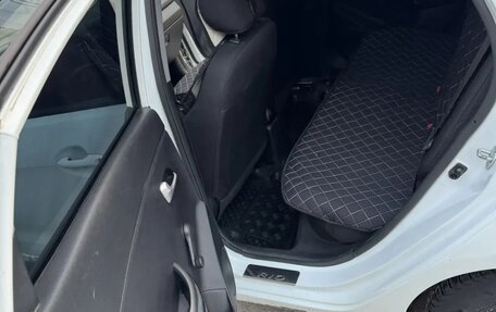 KIA Rio III рестайлинг, 2017 год, 670 000 рублей, 11 фотография