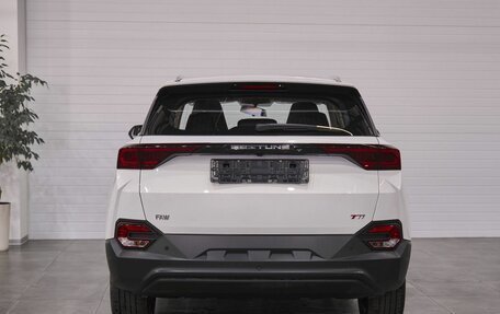 FAW Bestune T77, 2024 год, 3 100 000 рублей, 5 фотография