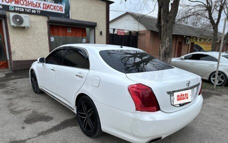 Toyota Crown Majesta, 2009 год, 600 000 рублей, 4 фотография