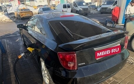 Toyota Celica VII рестайлинг, 2003 год, 1 100 000 рублей, 6 фотография