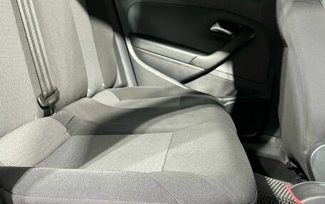 Volkswagen Polo VI (EU Market), 2012 год, 650 000 рублей, 17 фотография