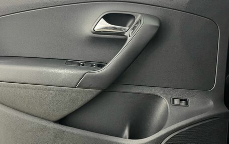 Volkswagen Polo VI (EU Market), 2012 год, 650 000 рублей, 18 фотография