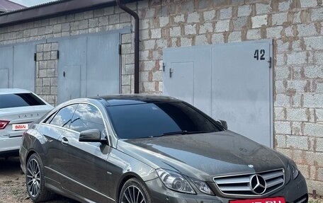 Mercedes-Benz E-Класс, 2012 год, 1 400 000 рублей, 6 фотография