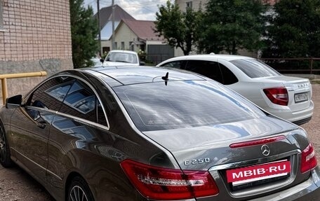 Mercedes-Benz E-Класс, 2012 год, 1 400 000 рублей, 8 фотография