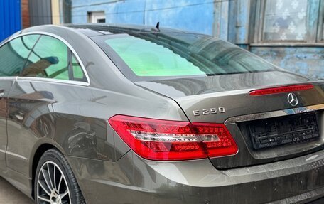 Mercedes-Benz E-Класс, 2012 год, 1 400 000 рублей, 18 фотография