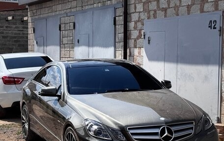 Mercedes-Benz E-Класс, 2012 год, 1 400 000 рублей, 10 фотография