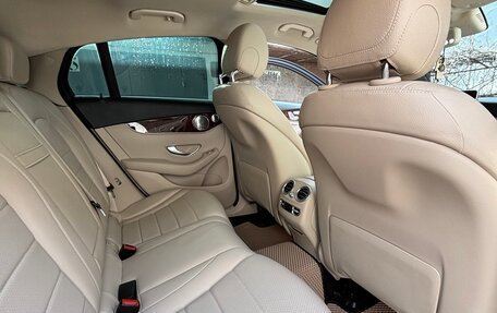 Mercedes-Benz GLC, 2017 год, 3 200 000 рублей, 38 фотография