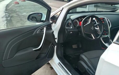 Opel Astra J, 2014 год, 1 240 000 рублей, 17 фотография