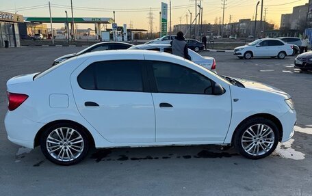 Renault Logan II, 2019 год, 540 000 рублей, 2 фотография