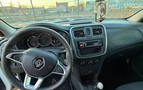 Renault Logan II, 2019 год, 540 000 рублей, 12 фотография