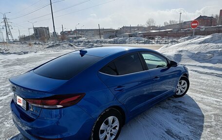 Hyundai Elantra VI рестайлинг, 2018 год, 1 650 000 рублей, 6 фотография