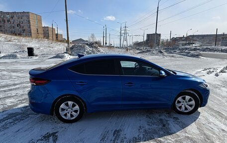 Hyundai Elantra VI рестайлинг, 2018 год, 1 650 000 рублей, 7 фотография