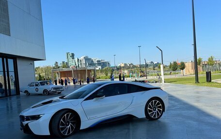 BMW i8 I рестайлинг, 2016 год, 6 100 000 рублей, 23 фотография