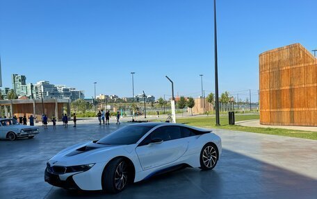 BMW i8 I рестайлинг, 2016 год, 6 100 000 рублей, 22 фотография