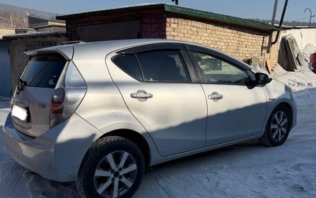 Toyota Aqua I, 2013 год, 770 000 рублей, 5 фотография