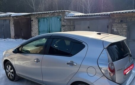 Toyota Aqua I, 2013 год, 770 000 рублей, 6 фотография