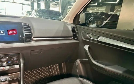 Skoda Karoq I, 2023 год, 2 399 123 рублей, 27 фотография