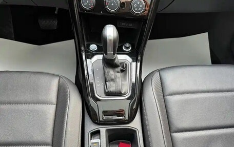 Volkswagen T-Roc I, 2022 год, 1 499 017 рублей, 12 фотография